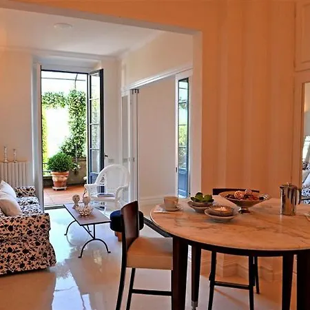 Brentano Nobile Apartamento *